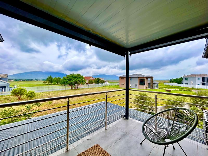 4 Bedroom Property for Sale in Everglades Estate North West